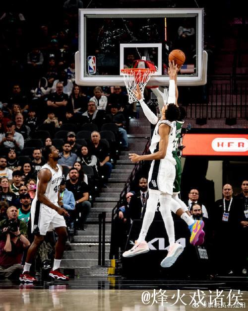 文班亚马狂轰50分助马刺击败奇才 雷霆力克鹈鹕送其6连败 文班亚马狂轰50分助马刺击败奇才 雷霆力克鹈鹕送其6连败