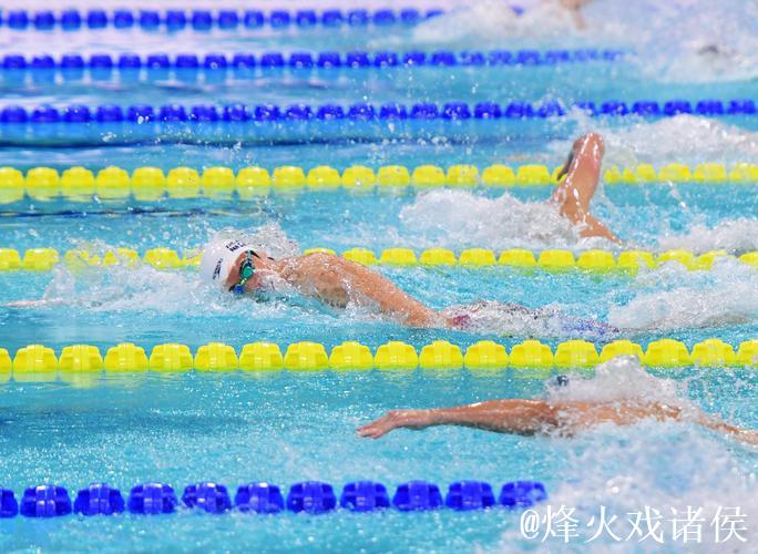 十五运会男子100米自由泳 潘展乐代表浙江队摘金 十五运会男子100米自由泳 潘展乐代表浙江队摘金